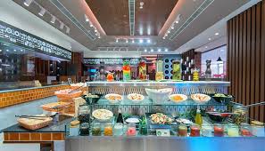 Road and bannerghatta road are worth checking out if shopping is on the agenda, while those wishing to experience the area's natural beauty can explore lalbagh botanical gardens and cubbon park. Jp Nagar Barbeque Nation