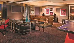 Art Pops Off The Walls Of These 11 Creative Hotel Rooms Vegas Hotel Rooms Las Vegas Suites Las Vegas Luxury
