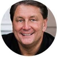 Marty Pearson's Instagram, Twitter & Facebook