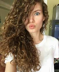 This will give your unruly curls a little shape and make them fall in the right direction. How To Get Your 3a Curls To Clump Curlyhair Com