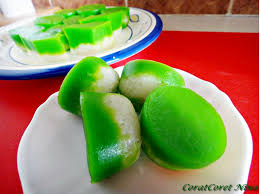 Warna cokelat dari kue ini berasal dari gula merah yang menjadi campuran adonannya. Resepi Seri Muka Gula Merah Tanpa Telur Dunia Belajar