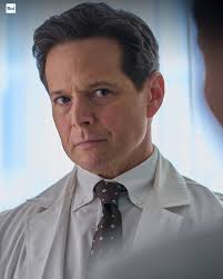 Tutti abbiamo quell'amico che esulta come Stefano a un nostro successo 😍  #AffariTuoi ogni giorno ore 20.40 su #Rai1 e #RaiPlay