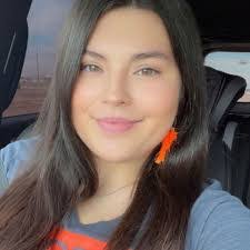 Ivy Hernandez's Instagram, Twitter & Facebook