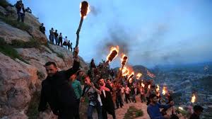 نوروز برابر با یکم فروردین / حمل (روزشمار خورشیدی)، جشن آغاز سال و یکی از کهن‌ترین جشن‌های به جا مانده از دوران باستان است. Ø§Ù„Ø§Ø­ØªÙØ§Ù„ Ø¨Ø¹ÙŠØ¯ Ø§Ù„Ù€ Ù†ÙˆØ±ÙˆØ² Ø­ÙˆÙ„ Ø§Ù„Ø¹Ø§Ù„Ù… ØµÙˆØ±