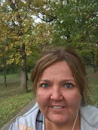 Am I tweaking or is my dress creepy asf..??