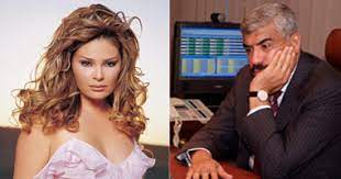 خبرٌ أعاد الى الاضواء شريط فنانة لبنانية انتهت حياتها ذبحاً من الوريد الى الوريد على يد الضابط في أمن الدولة محمد السكري، وبتحريض من رجل الاعمال والسياسي المصري هشام طلعت مصطفى. Ø´Ù‡Ø§Ø¯Ø© ÙˆØ§Ù„Ø¯Ø© Ø³ÙˆØ²Ø§Ù† ØªÙ…ÙŠÙ… ØªÙƒØ´Ù Ø¯ÙˆØ± Ø§Ù„ÙˆÙ„ÙŠØ¯ Ø¨Ù† Ø·Ù„Ø§Ù„ ÙÙ‰ Ø§Ù„Ø¹Ù„Ø§Ù‚Ø© Ø¨ÙŠÙ† Ù‡Ø´Ø§Ù… ÙˆØ§Ù„Ù‚ØªÙŠÙ„Ø© Ø§Ù„ÙŠÙˆÙ… Ø§Ù„Ø³Ø§Ø¨Ø¹