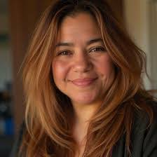 Janie Espinoza's Instagram, Twitter & Facebook