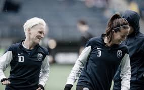 Check out how lauren has transitioned to a plant. Seattle Reign Name Jess Fishlock And Lauren Barnes As 2017 Co Captains Vavel Usa