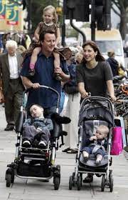 British prime minister david cameron fielded a different kind of question time as he was interviewed by david letterman. 63 The Cameron Family Ideen Politik