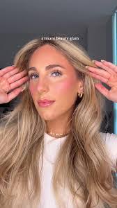 Carolina Galli's Instagram, Twitter & Facebook