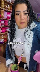 Os vídeos de Laura Brandão (@.laura43) com som original