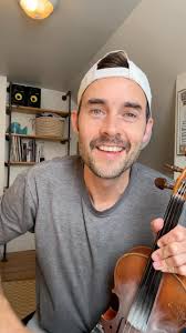 A TikTok version of what I do in The Tune Room 🤪 Quick Fiddle Lesson of  the Misty Morning reel for any players out there interested! 🎻,  #fiddlelesson #mistymorning #newsingle