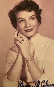 Maxine Gilmore's Instagram, Twitter & Facebook