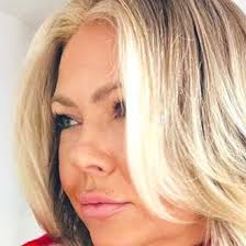 🌸Nicole🌸 (@n_i.c_o.l_e.44)