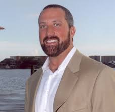 Scott Roberson's Instagram, Twitter & Facebook