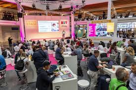 Am 4 September 2020 Bringt Der Travel Talk Die Akteure Der Fahrrad Und Tourismusbranche Auf Internationaler Ebene Zusammen Der Fah In 2020 Pedelec Tourismus Fahrrad
