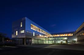 11h45 Lycee Professionnel Et Gymnase Andre Ampere Vendome 41 Gaelle Peneau Architectes Associes Photographie D Architecture Architecture Photographie