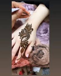 On Instagram إجازه ممتعه للجميع Modern Henna Designs Mehndi Designs For Fingers Modern Mehndi Designs