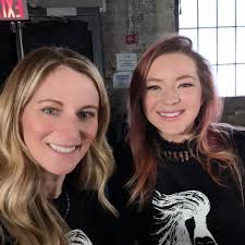 Laura Bennett (@lusciouslocs) • Instagram photos and videos