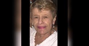 Thelma Wallis Obituary