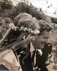 Piers morgan has revealed how he spent a night at the pub with meghan markle before she had her first date with prince harry. Piers Morgan And Wife Celia Walden Celebrate Their Ninth Wedding Anniversary With A Family Dinner Daily Mail Online