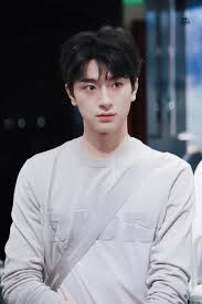  Lin Yi Pics On Twitter Aktor Gambar Orang Selebritas