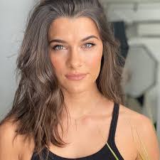 Rachel Burney's Instagram, Twitter & Facebook