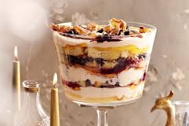 Mini trifles the christmas table isn't quite complete without a christmas trifle. 26 Classic Aussie Christmas Desserts To Plan For Now