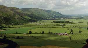 The geography of the puget sound lowlands is mountainous and quikly elevating. Western Highlands Meet The Lowland In Central Scotland Scotland Scenery Around The Worlds