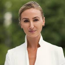 Olga Romashova's Instagram, Twitter & Facebook