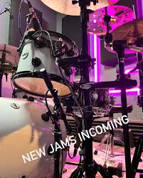 Leo Martin (@leo.martin.drums) • Instagram photos and videos