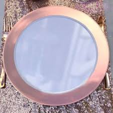 Assiettes Rose Gold En Plastique Dragees Anahita En 2020 Assiettes Roses Assiette Decoration De Table Chic