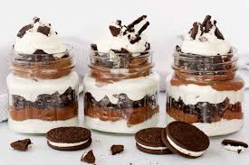 On top of the oreo fluff add a layer of chocolate cheesecake filling, using about 3 spoonfuls, then use the spoon to smooth the cheesecake filling into an even layer. Chocolate Oreo Parfaits Recipe The Carefree Kitchen