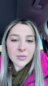 Caroline Robichaux's Instagram, Twitter & Facebook