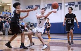 Olympiados provides indoor/outdoor courts as per fiba specs | we also manufacture the an acrylic surface is largely used for outdoor basketball courts and the alternative surface is made using pp. Olympia Boys Basketball Defeats Puyallup In Spsl 4a Tacoma News Tribune