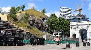 A new tourist attraction in london's marble arch has fallen short of expectations, with visitors describing the £2m manmade mound as a s**t hill and the worst thing i've ever done in. Mvrdv S Marble Arch Mound Viewpoint Rises In London
