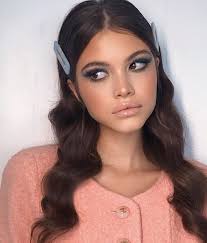 Pin di Daniela Corral su Curly hair