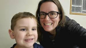 Kids in and out, running around crazy, pics snapped really quick before  everyone moves again😂 Thanks to everyone who came, yall are so much fun!!  Happy Thanksgiving 🦃