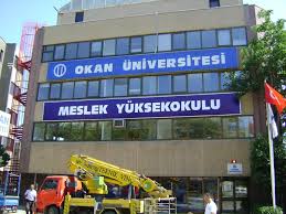 Woody allen, filmde, radyonun 1940'lı yılların toplumsal yaşantısında ne denli önemli bir rol oynadığının altını çiziyor esas olarak. Okan Universitesi Meslek Yuksekokulu Ana Sayfa Facebook