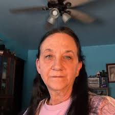 Try tinder 😭🤌🏽 I haven't had much luck either, and i'm 5'3…