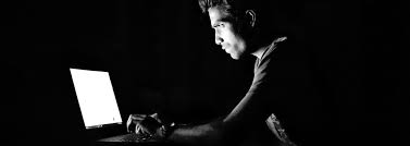 Tips and advice on shaving, skincare, male grooming kits, toiletries, dopp kits, beard care and more. Cyber Grooming Webhelm