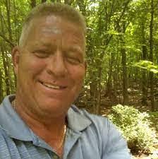 Iris Pierson's Instagram, Twitter & Facebook