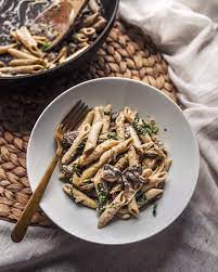 Creamy One Pot Mushroom Miso Pasta The Plant Based Wok Recipe Easy One Pot Pasta Recipe Pasta Recipes Pasta Dishes