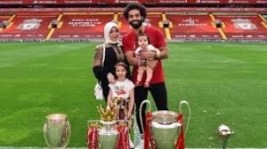 Biography, age, team, best goals and videos, injuries, photos and much more at besoccer. Kumpulan Berita Istri Younes Belhanda 5 Hits Bola Daftar 7 Istri Pemain Sepak Bola Beragama Islam