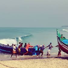 Adventures Of Anzac Peggy On Instagram The Fishermen Help Haul In A Boat After A Night Out In The Ocean Whilst They Pull Kerala India Coastal Life Kerala