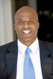 Long Beach mayoral candidate Damon Dunn wants to bring 'business acumen' to  office