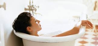 Noch intensiver wird es mit heißen handtüchern auf. Wellness Fur Zuhause Es Muss Nicht Immer Das Teure Spa Sein Welt