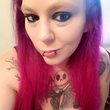 Tabatha Lynn Wakefield (@brokengoth) • Facebook, Connect with friends