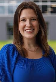 Kelly Boll's Instagram, Twitter & Facebook