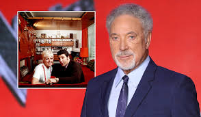 Singer tom jones's wife, melinda rose woodward, known as linda, has died from cancer. Tom Jones Says He Is Partly To Blame For Wife Linda S Death